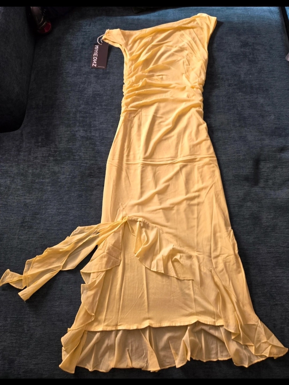 Yellow One-Shoulder Ruffle Tie Dress